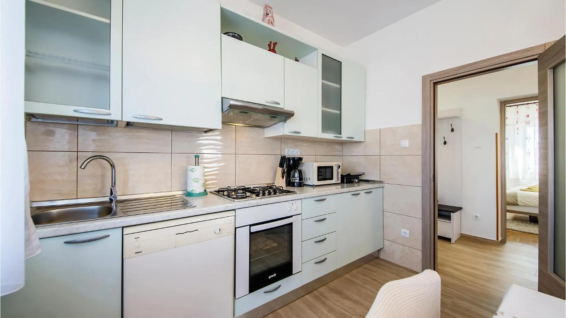 3 Bedroom Awesome Apartment In Pula