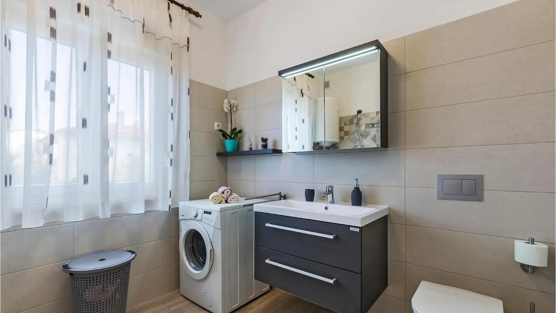 3 Bedroom Awesome Apartment In Pula