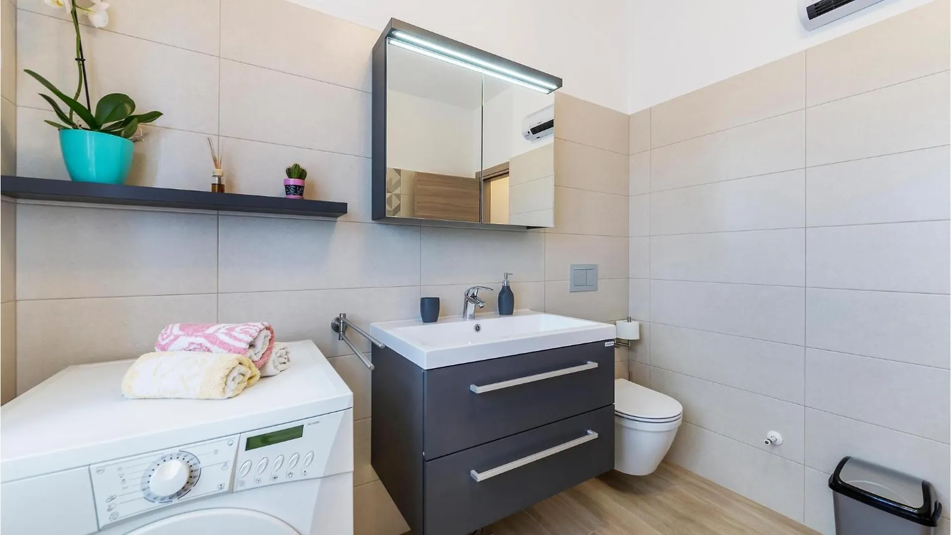 3 Bedroom Awesome Apartment In Pula