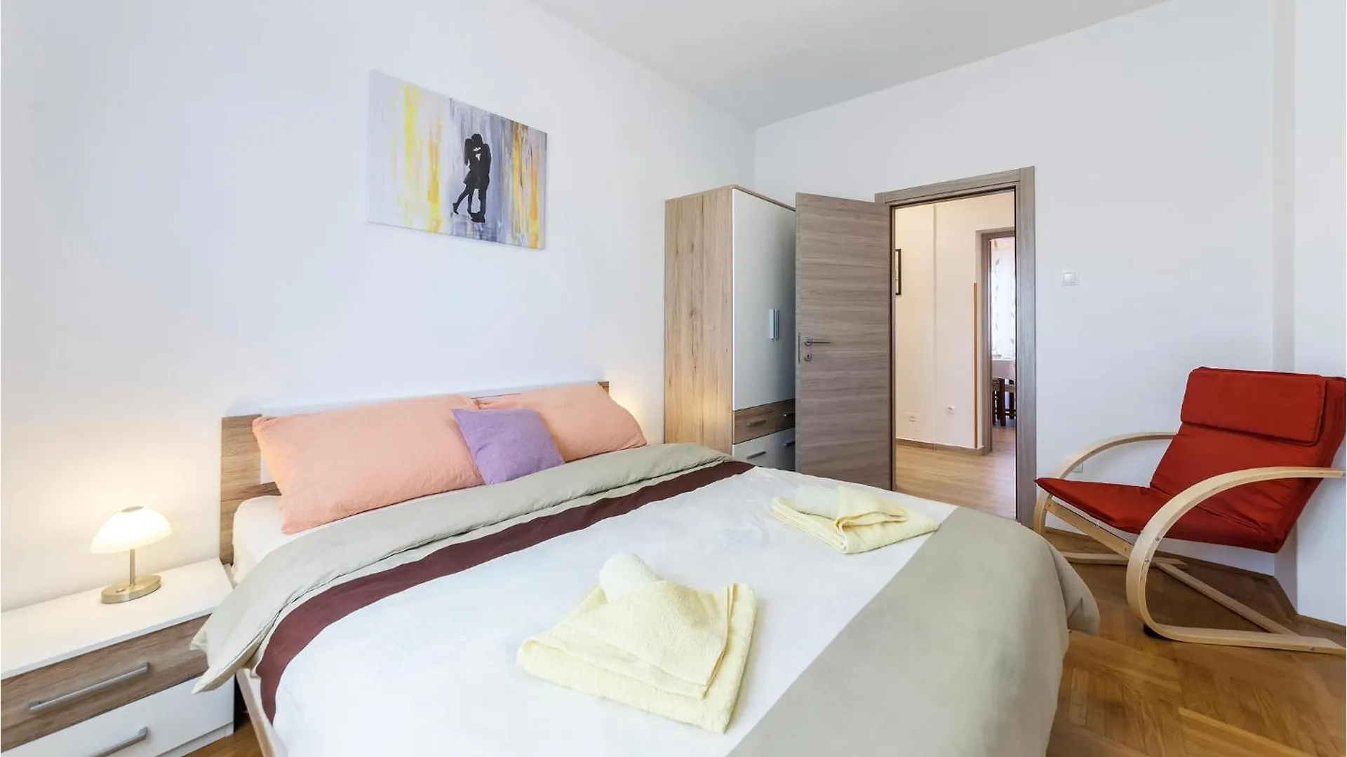 3 Bedroom Awesome Apartment In Pula 0*,
